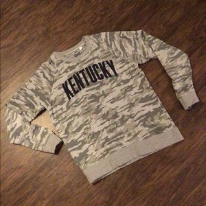 KENTUCKY GRAY CAMO SWEATSHIRT SZ M